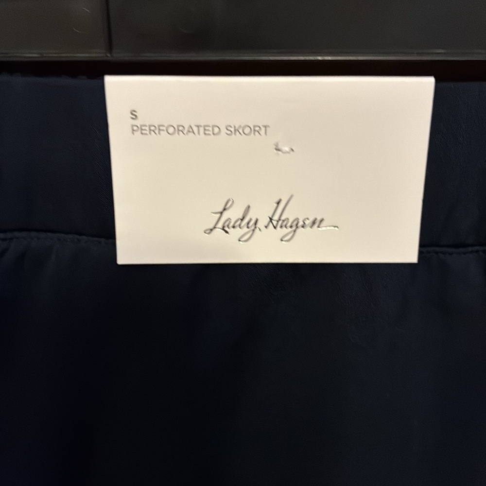 NWT Lady Hagen 16” Perforated Skort - Picture 8 of 8